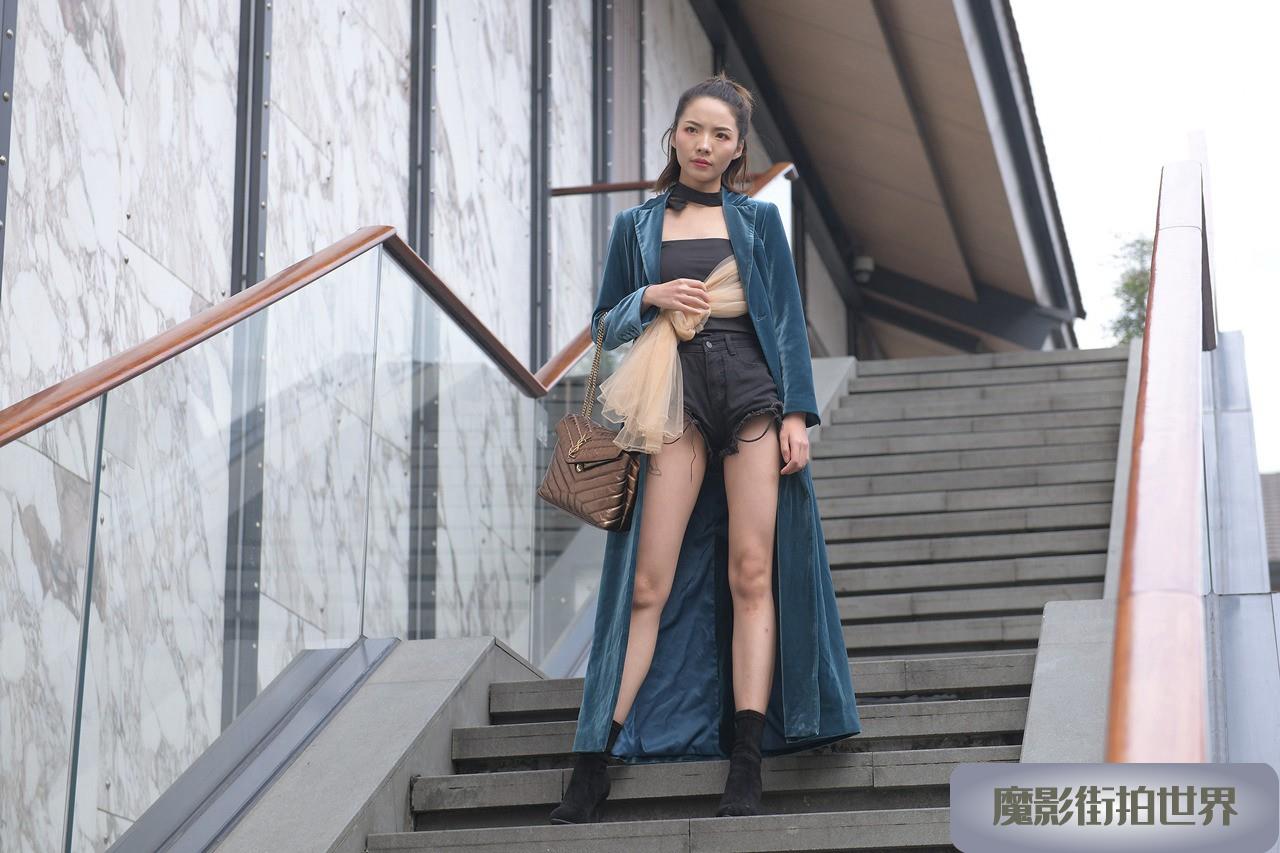 两大小仙女3A251[2.08G]