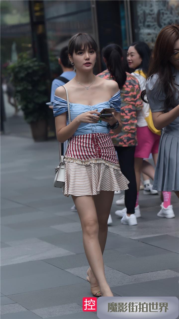 高挑长腿美女3A097[86P-1.54G]