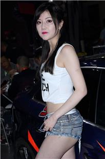 超短热裤的甜美车模MJ1922[151M]