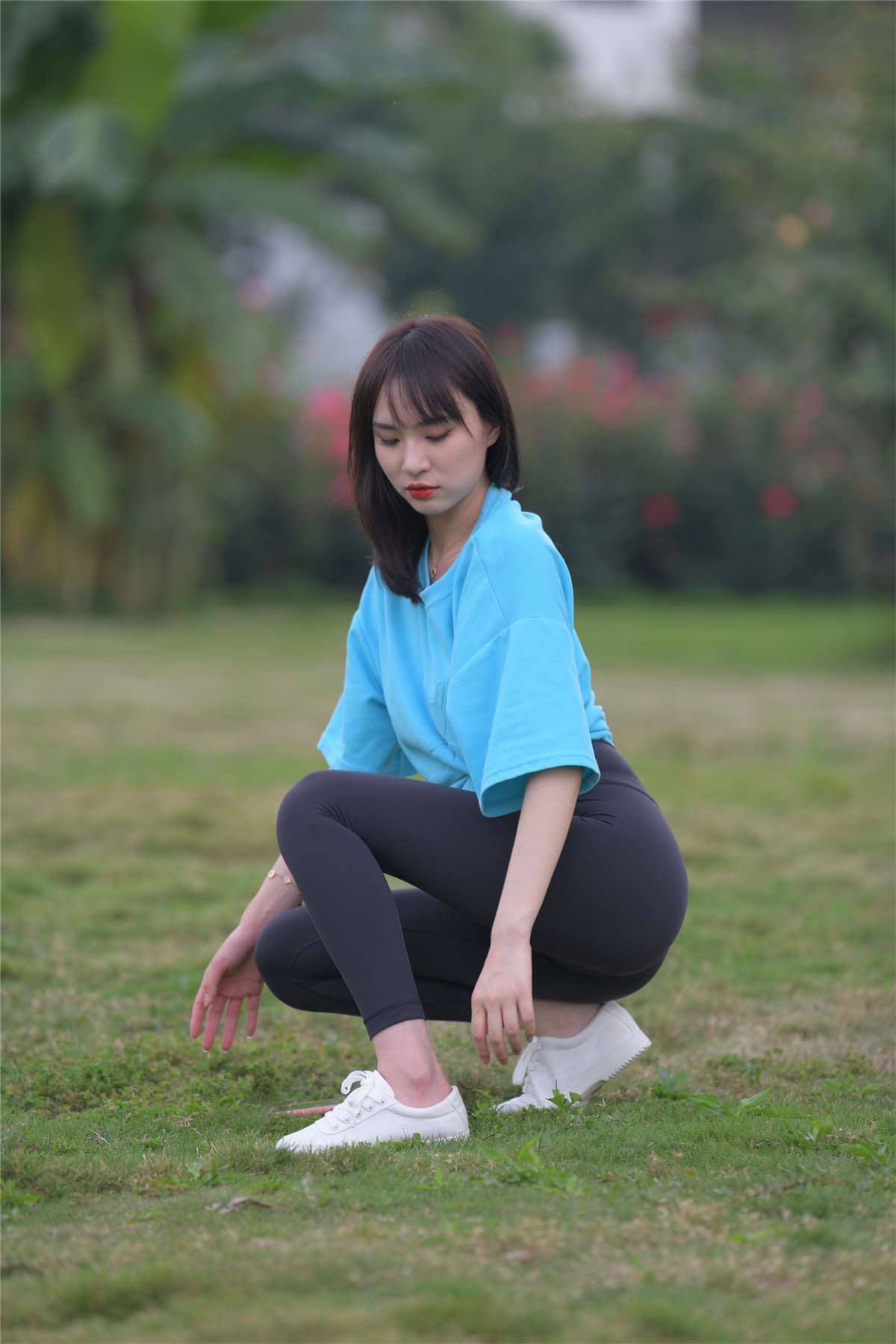 一始街拍作品 蓝色的蔷薇