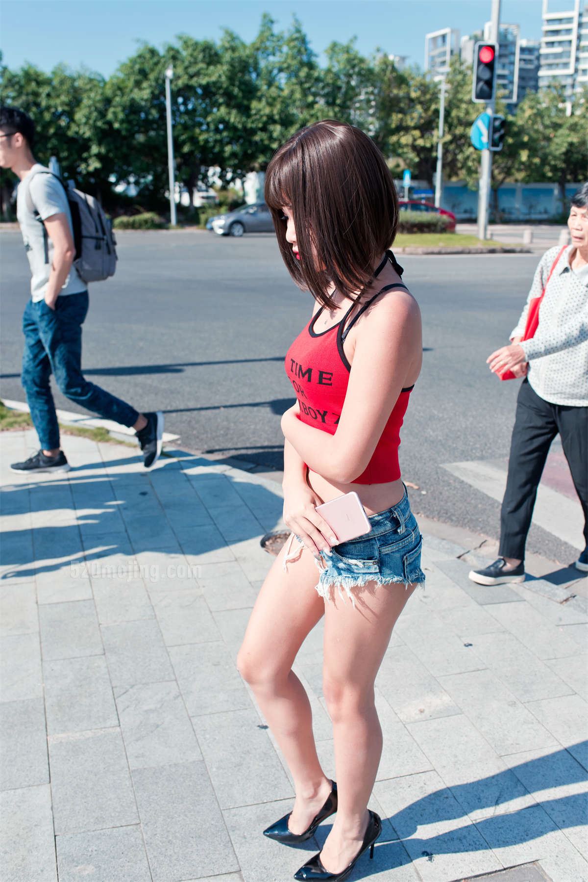 性感高跟牛仔热裤美女高清图集