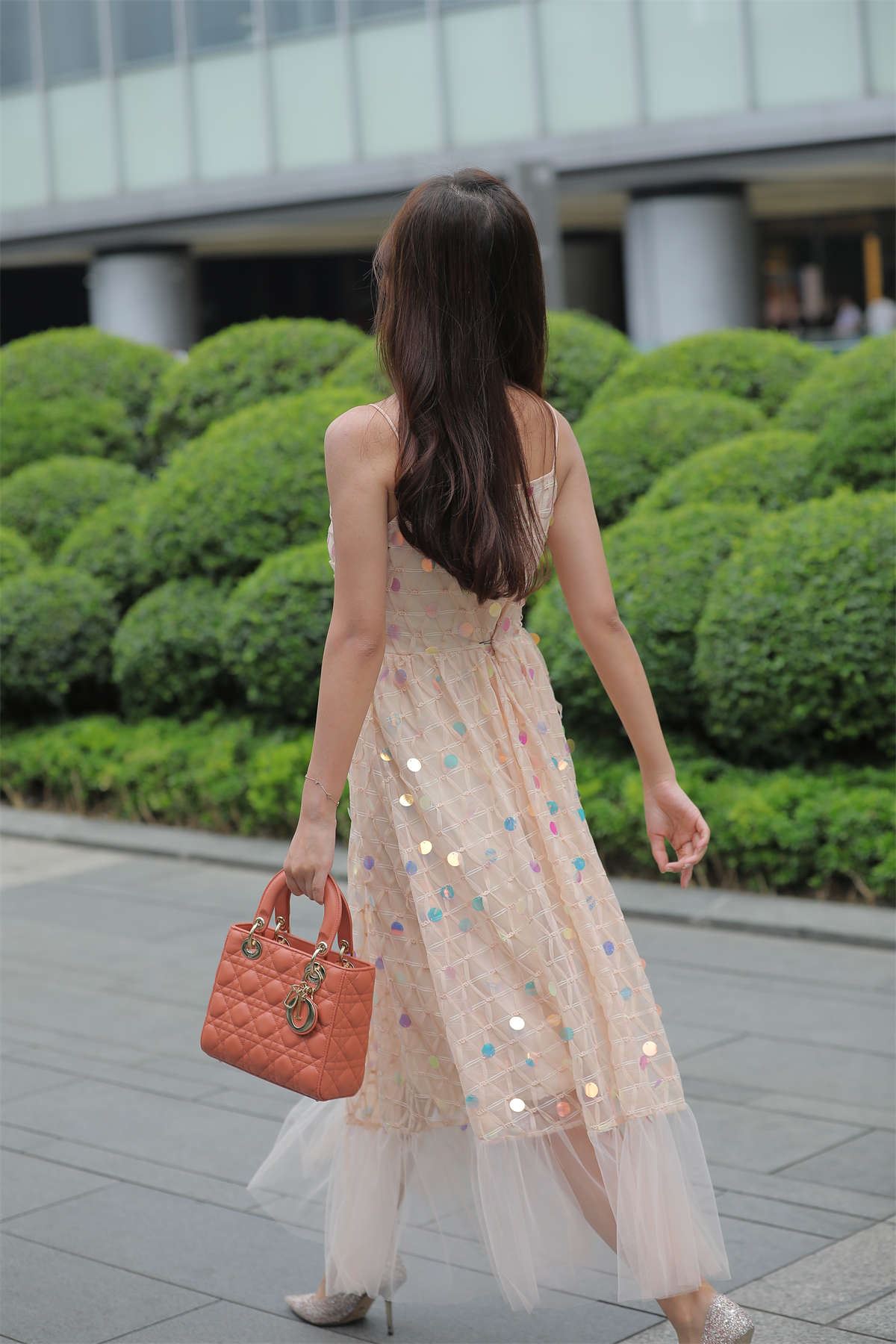 长裙美女