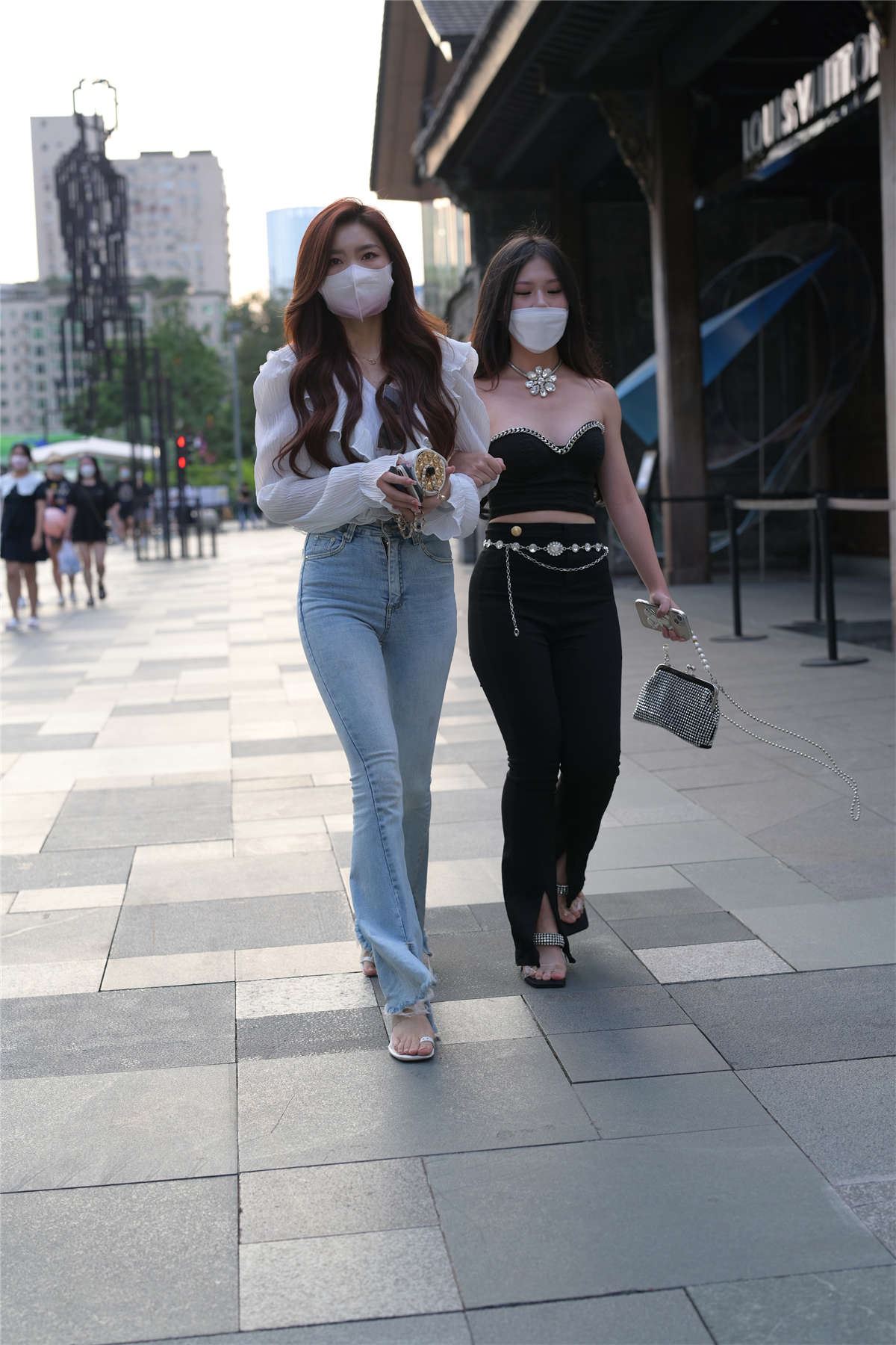 高腰牛仔裤百搭