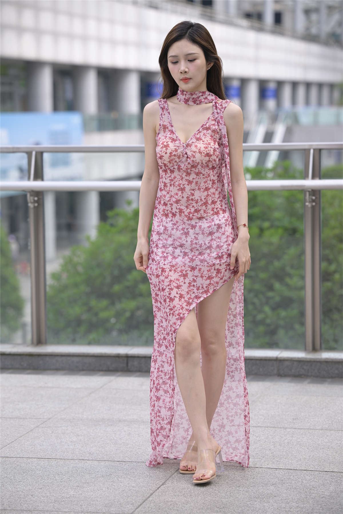 粉色碎花裙