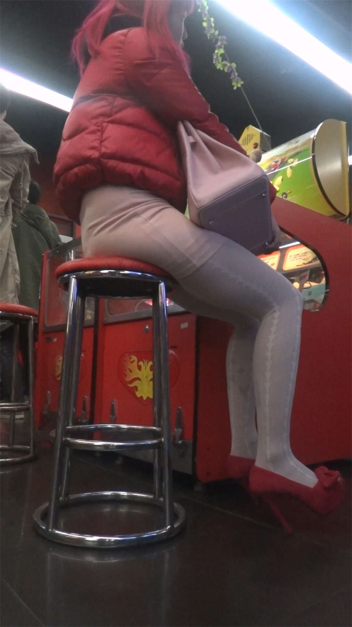 极品包臀短裙美女