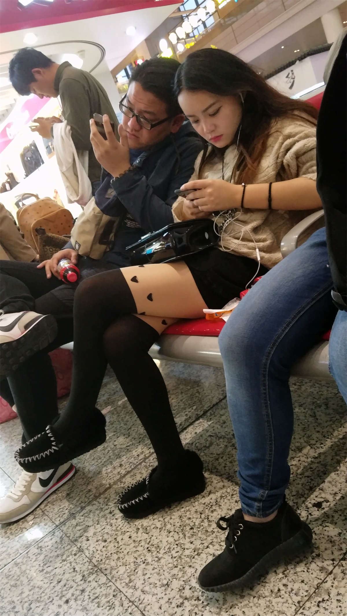 漂亮美女