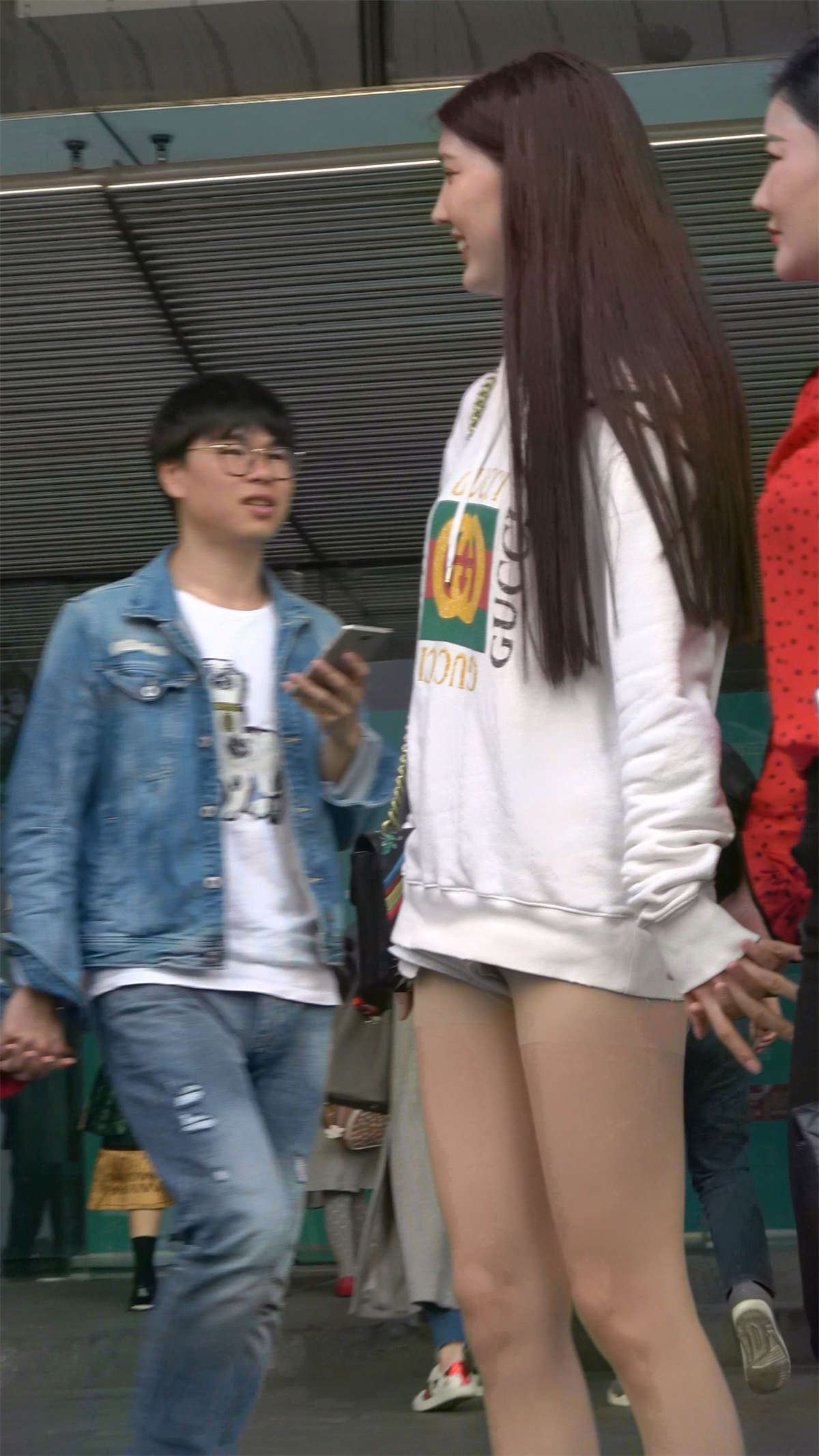 超短热裤丝袜美腿美丽小姐姐