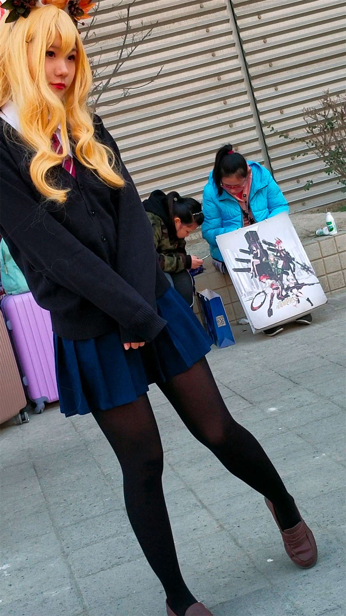 清纯小可爱cosplay的可爱萌妹子