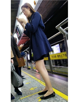 4k超清，超级美腿漂亮丝袜高跟美女