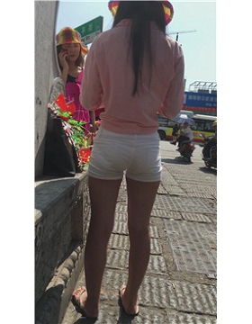 超长视频，街拍美三角性感美臀卖花女孩 [9.04 GB]