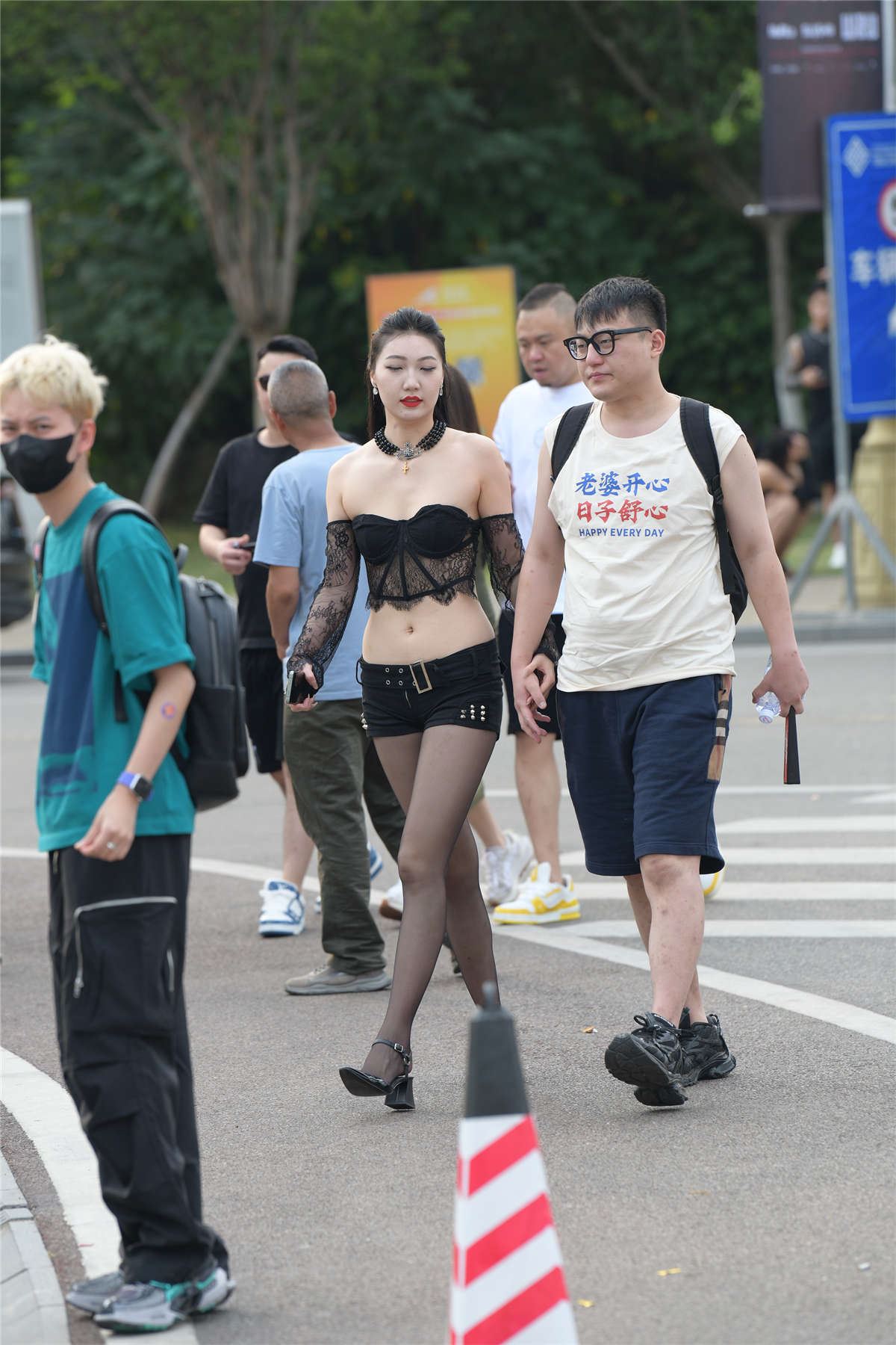 甜美暗黑风
