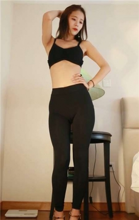 极品性感妖艳女神黑色打底裤热舞 [153 MB]