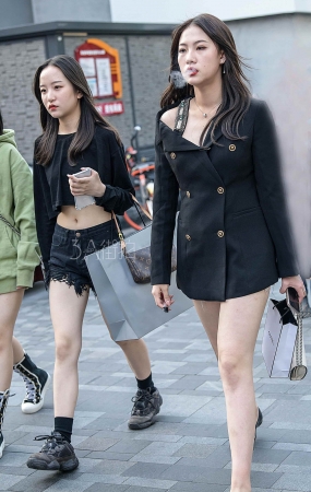 热裤美腿美女真性感-13P