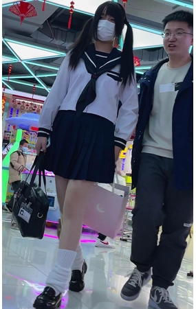 双马尾小姐姐