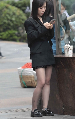 丝袜街拍少妇-15P