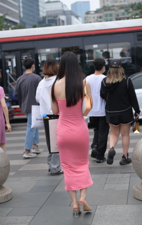 好温柔知性国色天香！