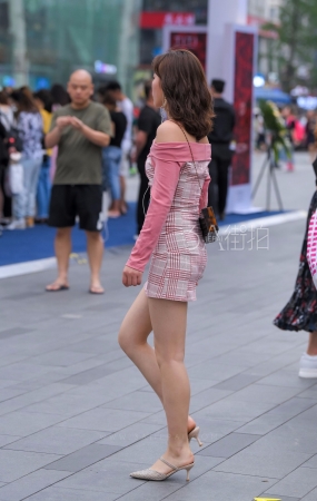 抹胸包臀裙长腿美女-13P