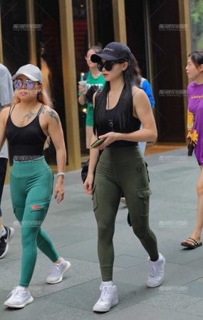 健身女孩