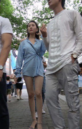 高挑身材模特级性感美女