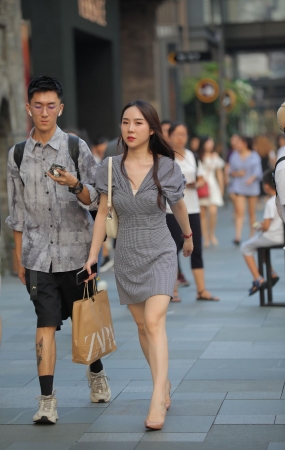 美腿美女