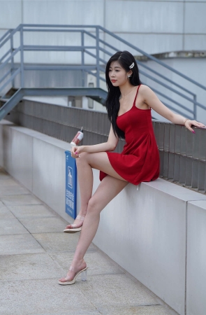 魅力红裙