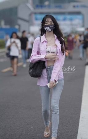 秀气的小姐姐
