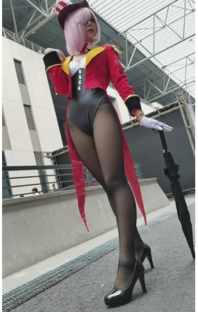 黑丝coplay妹子