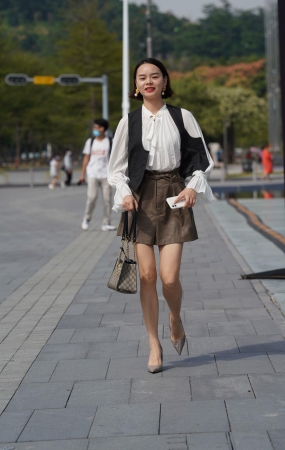 短发高跟特写拍不停