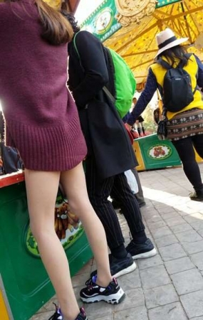 4k超清，街拍气质美腿性感高颜值女神姐姐