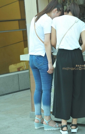 2016-07-27紧身牛仔妹妹16张