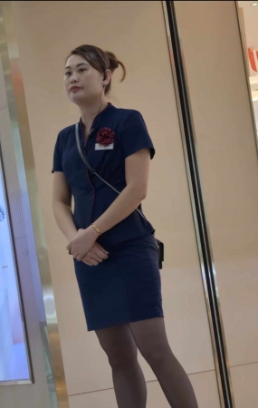 珠宝店极品制服黑丝高跟