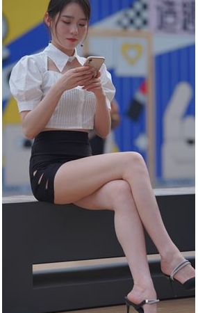 黑色包臀裙女孩(589P)