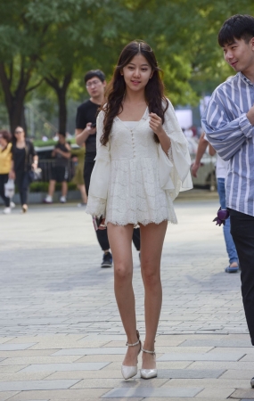性感长腿短裙美女