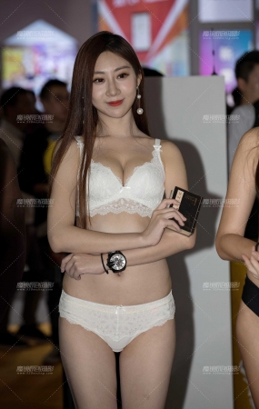 性文化展的漂亮模特