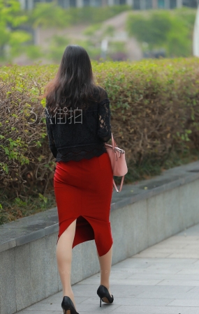 黑丝美眉VS肉丝高跟少妇-19P
