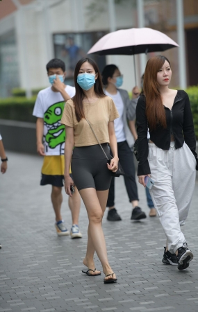 细雨紧身
