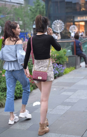 小清新气质小妞
