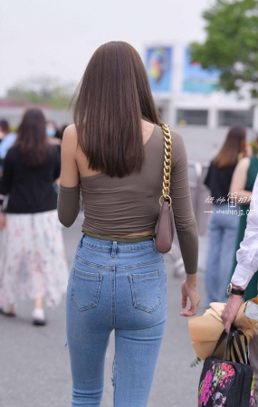 21417-9+39/紧牛美女 4P
