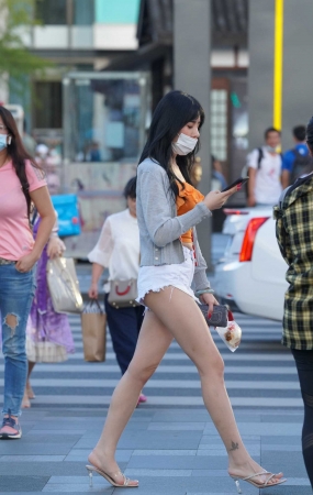 长腿热裤