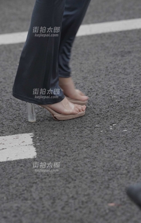 220828-44 81p+视频1分钟30秒
