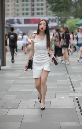 苗条美女