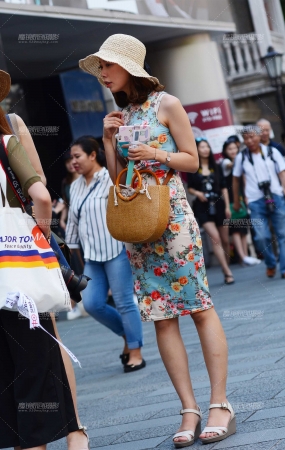 短旗袍
