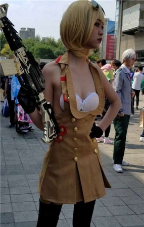 4k-cosplay的娇小身材俏皮可爱二次元少女