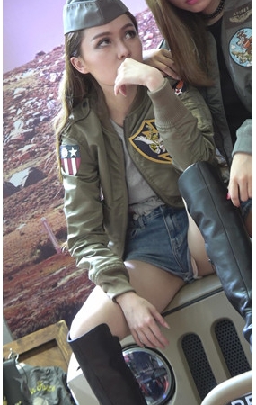 国外模特小姐姐