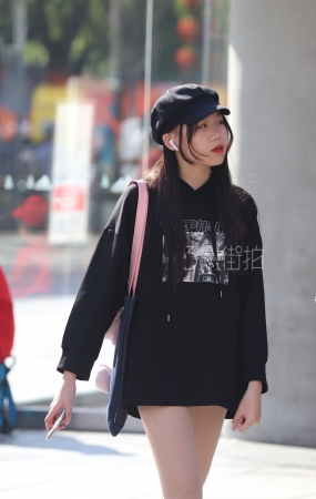 清纯的肉丝美腿女孩-11P