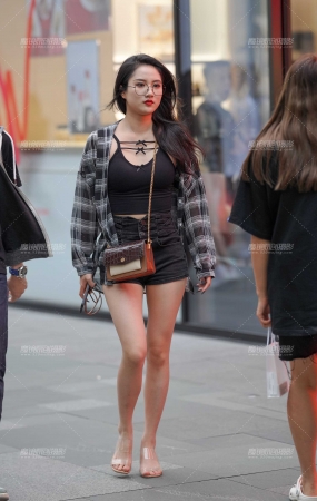 热裤美腿