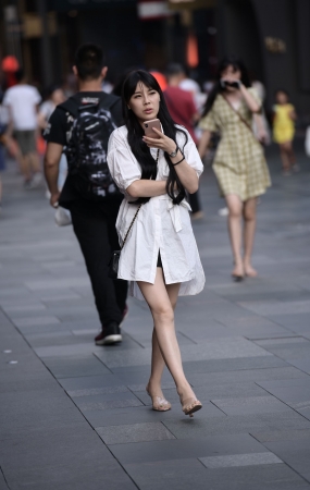 长腿美女