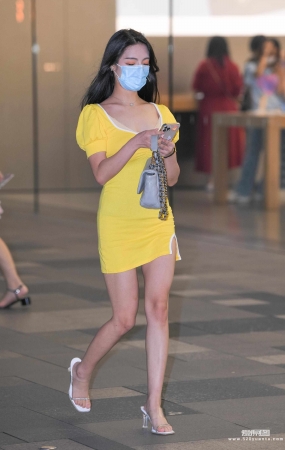 黄色包臀裙 21-08-07-113