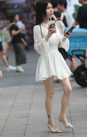气质高跟街拍少妇
