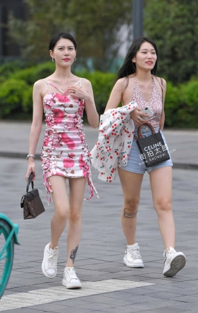 吊带花短裙 21-08-19-62P